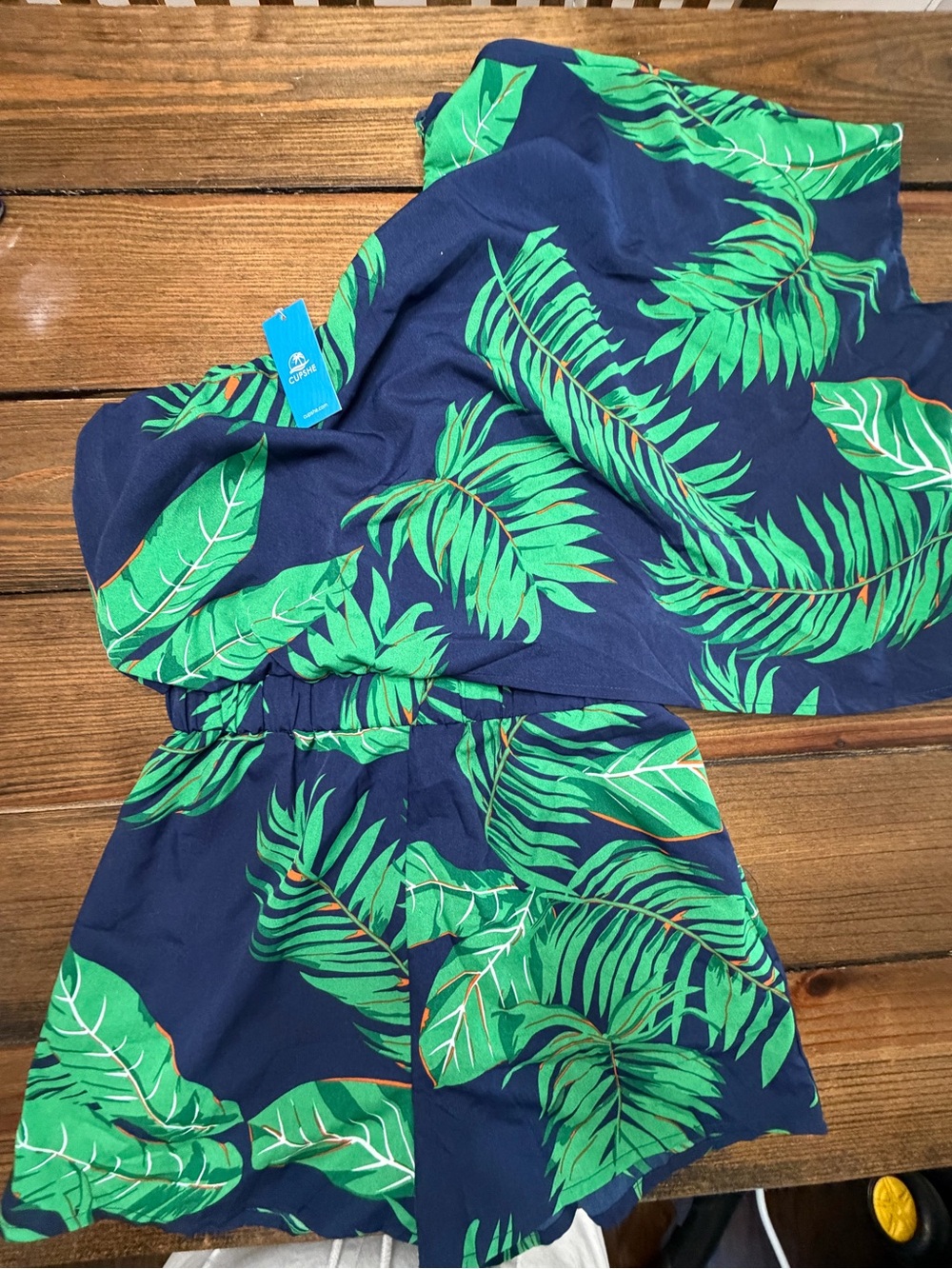 Cupshe Navy Blue Tropical Leaf one-shoulder Romper